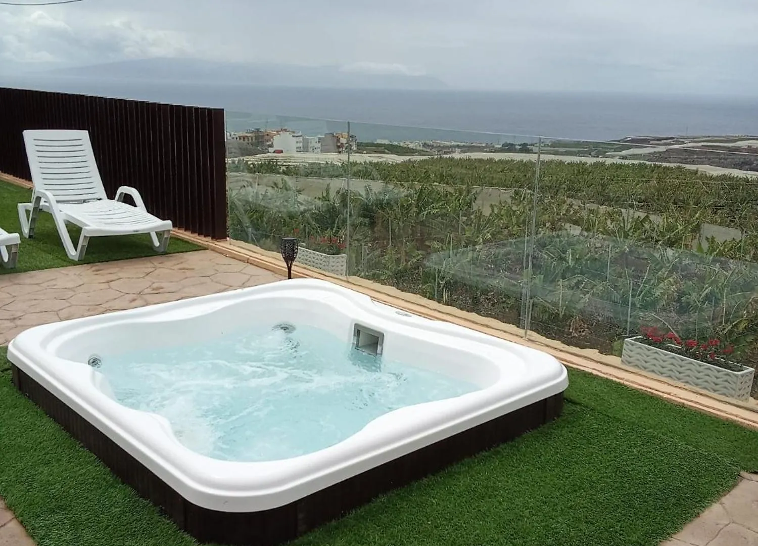 El Refugio Villa Guia de Isora  0*, Guia de Isora (Tenerife) Spain